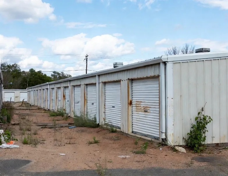 Find Off-Market Deals dashboard showing filtered facility results